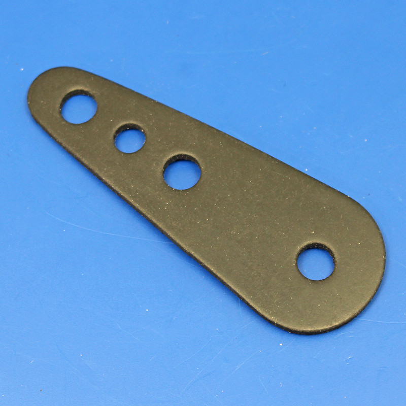Mounting pad for 297 (Lucas 1130) type sidelamps