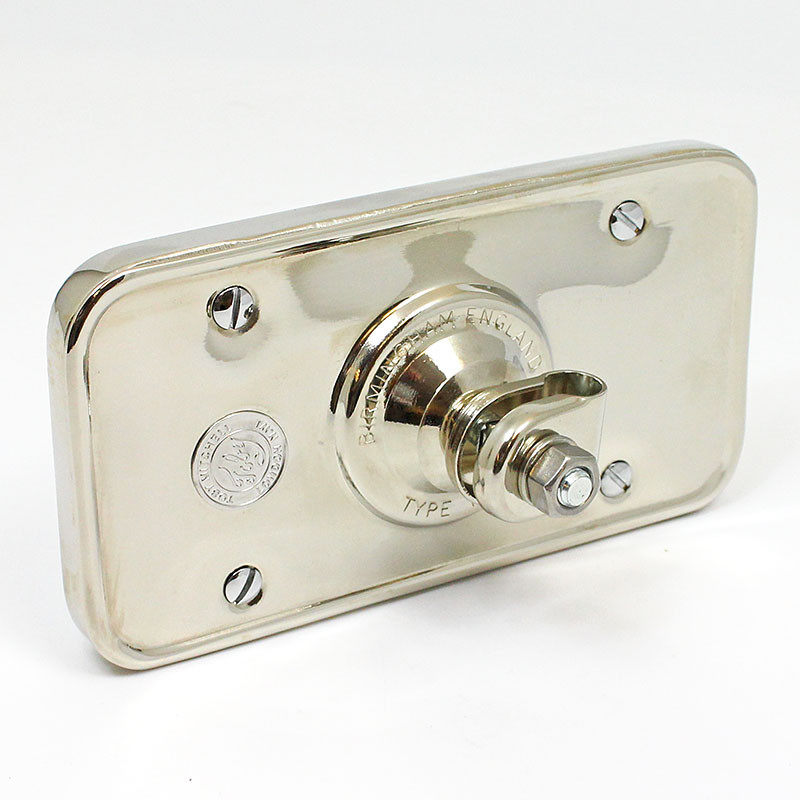 Rectangular rear view mirror - 152mm x 82mm, equivalent to Lucas Type 160 - Nickel plated with 20mm 'Toby' medallion