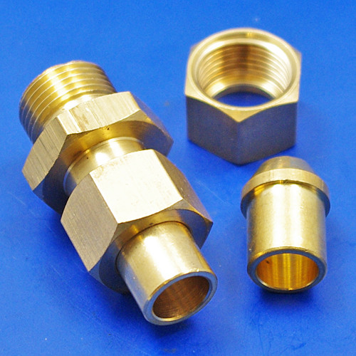 Equal ended union with solder nuts and nipples - 3/8