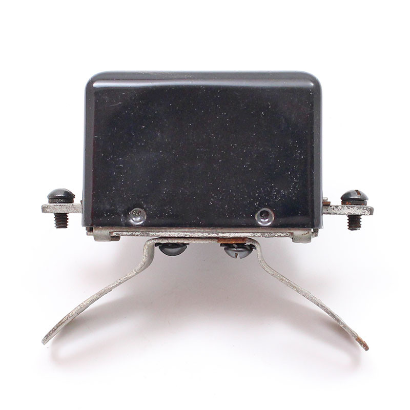 Voltage cut-out assy (fits on dynamo) -39